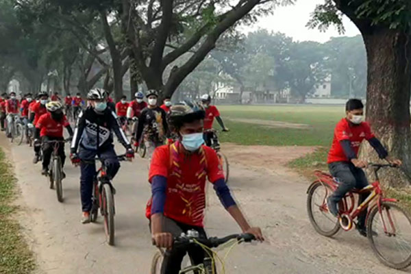 জয়পুরহাটে করোনা সচেতনায় সাইকেল র‌্যালি 