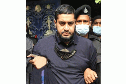 সাধারণ মনির যেভাবে হয়ে ওঠেন ‘গোল্ডেন মনির’
