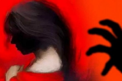 নোয়াখালীতে গৃহবধূকে ধর্ষণ চেষ্টার অভিযোগে একজন গ্রেফতার