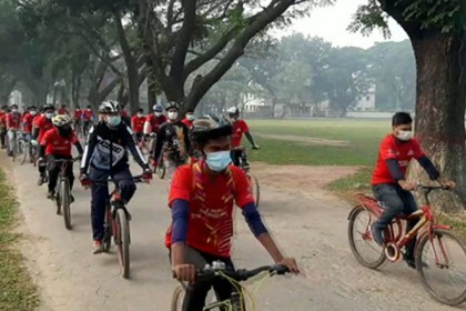 জয়পুরহাটে করোনা সচেতনায় সাইকেল র‌্যালি 