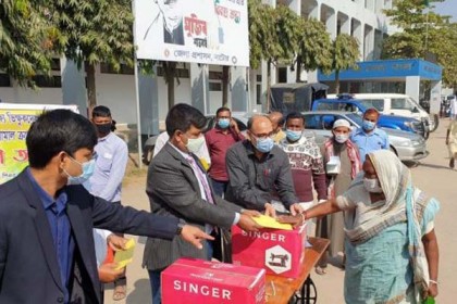 নাটোরে ৪ ভিক্ষুককে জেলা প্রশাসনের পুনর্বাসন