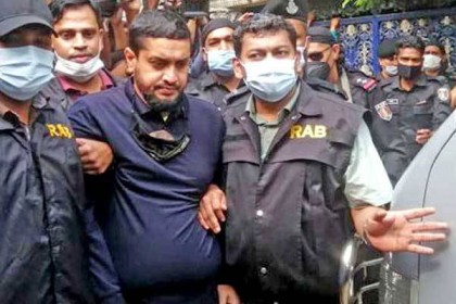 পৃথক তিন মামলায় ১৮ দিনের রিমান্ডে গোল্ডেন মনির 