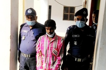 মায়ের কোল থেকে শিশু চুরি করে হত্যা, ৩ দিনের রিমান্ডে বাবা