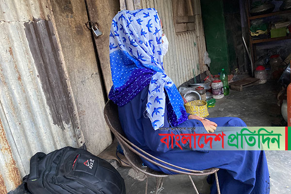 ফেসবুকে পরিচয়-প্রেম-বিয়ে, অতঃপর শ্বশুর বাড়িতে নববধূর অনশন!