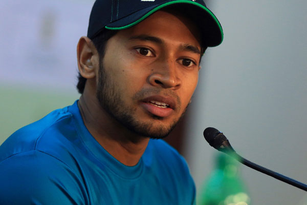 অধিনায়ক হওয়ার কোন ইচ্ছে আমার নেই : মুশফিক