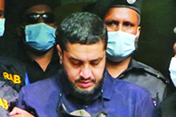 ম্যানেজ করেই সম্পদের পাহাড়