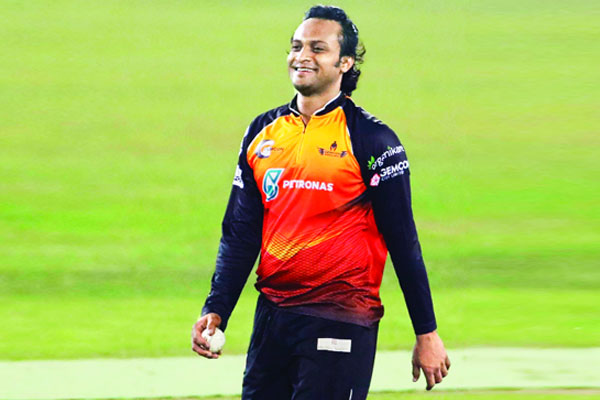 ফিরেই শিকারি সাকিব
