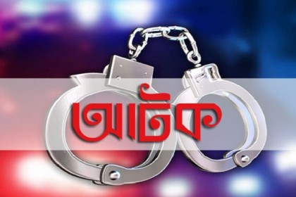 বরিশালে পৃথক অভিযানে ১২০০ ইয়াবা উদ্ধার, নারীসহ আটক ৬