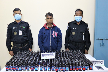 সিরাজগঞ্জে মাদক ব্যবসায়ী আটক 

