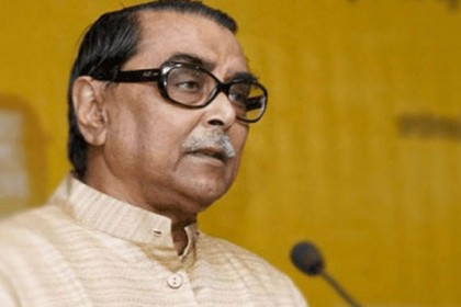 শ্রমিকদের দাবি উপেক্ষা করে উন্নয়ন টেকসই হবে না: মেনন