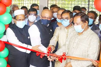 ভঙ্গুর স্বাস্থ্য খাতকে আন্তর্জাতিক মানের করছেন শেখ হাসিনা: মিজা আজম
