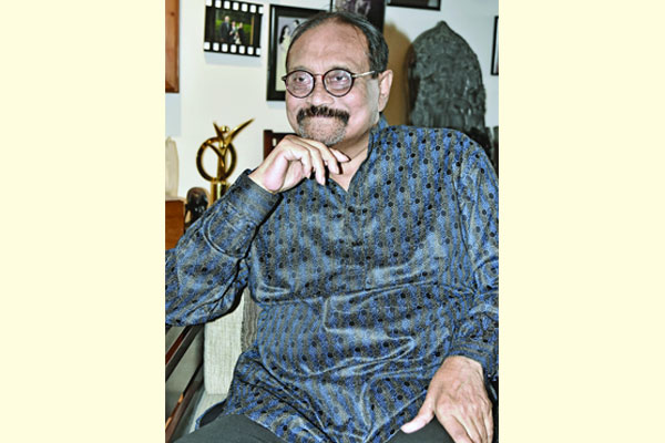নূরলদীনের মঞ্চের পর্দা নামল...