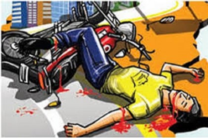 ট্রাকের ধাক্কায় যুবক নিহত
