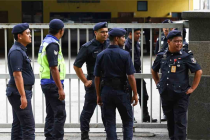মালয়েশিয়ান যুবকের সঙ্গে মারামারি, বাংলাদেশিকে খুঁজছে পুলিশ