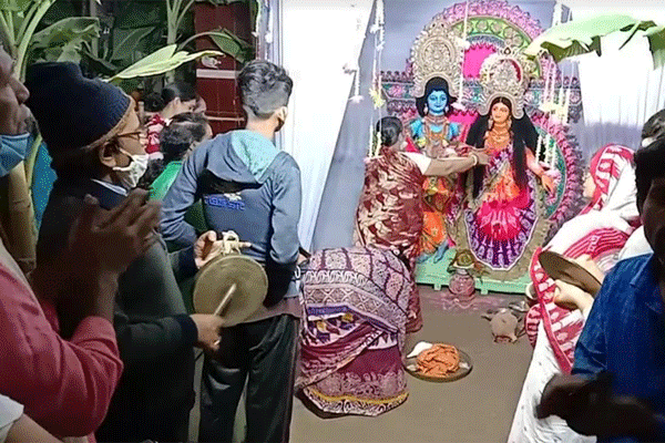 স্বাস্থ্যবিধি মেনে কুয়াকাটায় রাস উৎসব শুরু