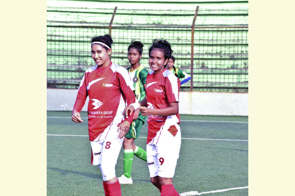 ইতিহাস গড়ার পথে কিংসের মেয়েরা