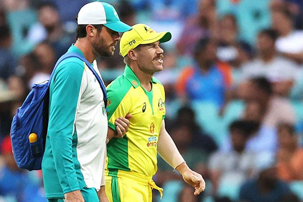 অস্ট্রেলিয়া শিবিরে ধাক্কা, ছিটকে গেলেন ওয়ার্নার