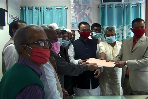 কুড়িগ্রাম পৌরসভা নির্বাচনে মেয়র পদে ৬ প্রার্থী 