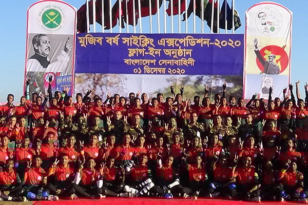 তেঁতুলিয়া থেকে সাইকেলে টেকনাফে