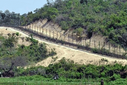 অরক্ষিত সীমান্তে মিয়ানমারের অশুভ তৎপরতা