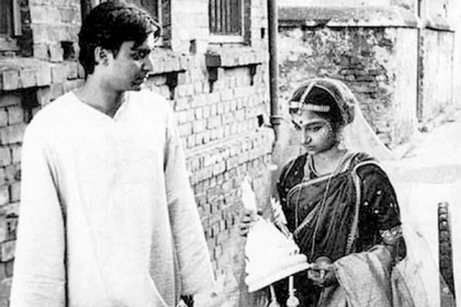 রোমিও-জুলিয়েটের পরেই রোম্যান্টিক জুটি ছিল অপু-অপর্ণা