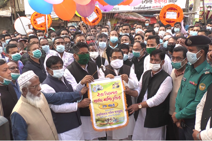 শান্তিচুক্তির ২৩ বর্ষপূর্তি উপলক্ষে বরিশালে বঙ্গবন্ধুর প্রতিকৃতিতে পুষ্পমাল্য অর্পণ