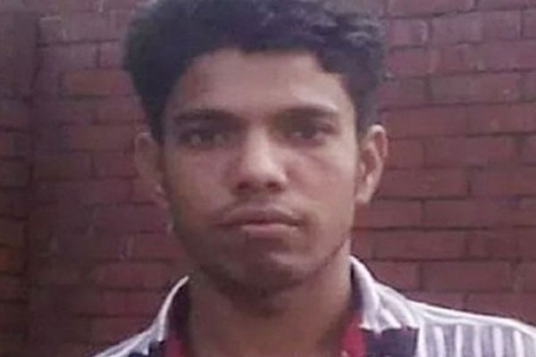 প্রবাসীর স্ত্রীর সঙ্গে প্রেম, আপত্তিকর ভিডিও করে টাকা আদায়; অতঃপর..!