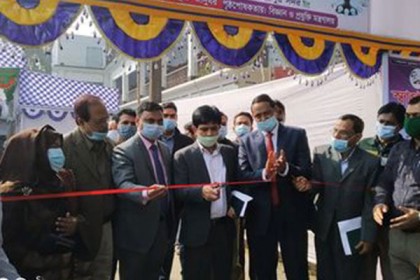 মেহেরপুরে বিজ্ঞান ও প্রযুক্তি সপ্তাহের উদ্বোধন