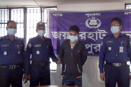 জয়পুরহাটে স্ত্রীকে শ্বাসরোধে হত্যা, স্বামী আটক