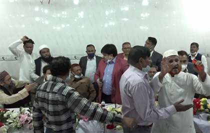 টাঙ্গাইলে বিশৃংখলার মধ্যদিয়ে জেলা জাতীয় পার্টির আহ্বায়ক কমিটির পরিচিতি সভা 