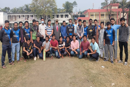 নাঙ্গলকোটে অধ্যাপক কাজী জাকির হোসেন স্মৃতি ক্রিকেট টুর্নামেন্ট

