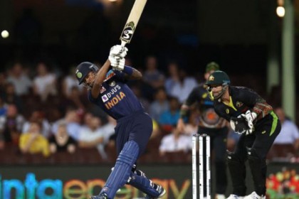 অস্ট্রেলিয়াকে হারিয়ে টি-টোয়েন্টি সিরিজ ভারতের