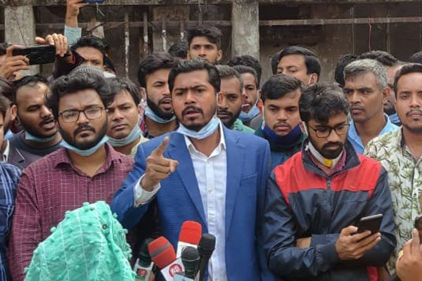 ক্ষমতা হারানোর ফোবিয়াতে ভুগছে সরকার: নূর