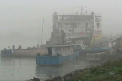 শিমুলিয়া-বাংলাবাজার নৌরুটে ফেরি চলাচল বন্ধ