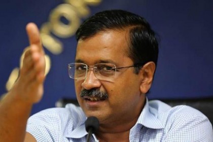 দিল্লি পুলিশের হাতে ‘গৃহবন্দি’ কেজরিওয়াল