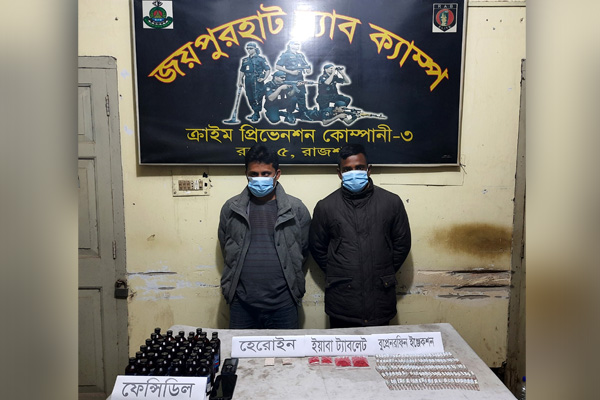 নওগাঁয় বিপুল পরিমাণ মাদকসহ গ্রেফতার ২
