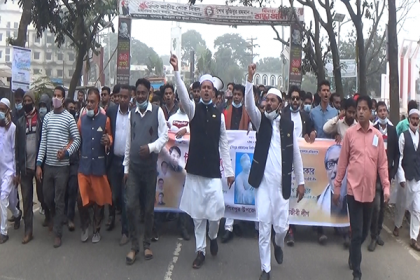 বঙ্গবন্ধুর ভাস্কর্য ভাঙার প্রতিবাদে শিবপুরে বিক্ষোভ সমাবেশ 