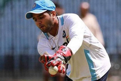 ক্রিকেটকে বিদায় জানালেন পার্থিব প্যাটেল