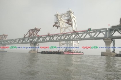 স্বপ্ন হলো সত্যি, দৃশ্যমান পুরো পদ্মা সেতু