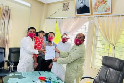 টেকনাফ পৌরসভায় জন্ম নিবন্ধন সনদ কার্যক্রমের উদ্বোধন 