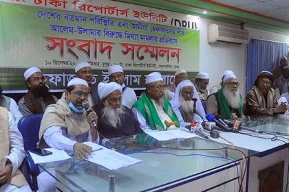 ‘ভাস্কর্য ভাঙার দায় চাপিয়ে হেফাজতকে ঘায়েল করার চেষ্টা হচ্ছে’


