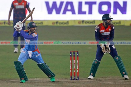 চট্টগ্রামের কাছে হেরে বিপাকে বরিশাল