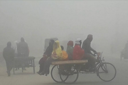 ঘন কুয়াশায় আচ্ছন্ন পঞ্চগড়