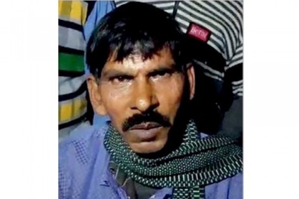 ৩০ টাকার লটারি জিতে কোটিপতি ভ্যানচালক
