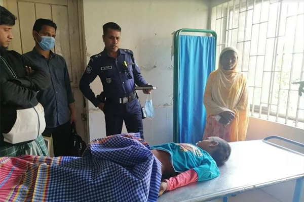 শ্রীপুরে অটোরিকশা চাপায় শিশু নিহত, চালক আহত