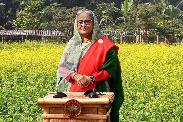 করোনা মোকাবিলা করে বিশ্বের বুকে নতুন উদাহরণ সৃষ্টি করেছি : প্রধানমন্ত্রী

