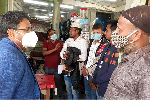 কলাপাড়ায় মাস্ক না পরায় ১৯ পথচারীকে অর্থদণ্ড