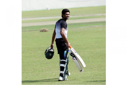 স্ট্রাইক রেটে রেকর্ড গড়লেন মাহমুদুল্লাহ