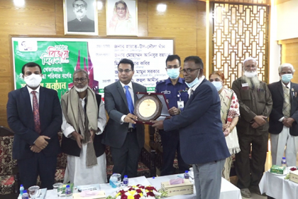 ব্রাহ্মণবাড়িয়ায় মুক্তিযোদ্ধা পরিবারকে সংবর্ধনা

