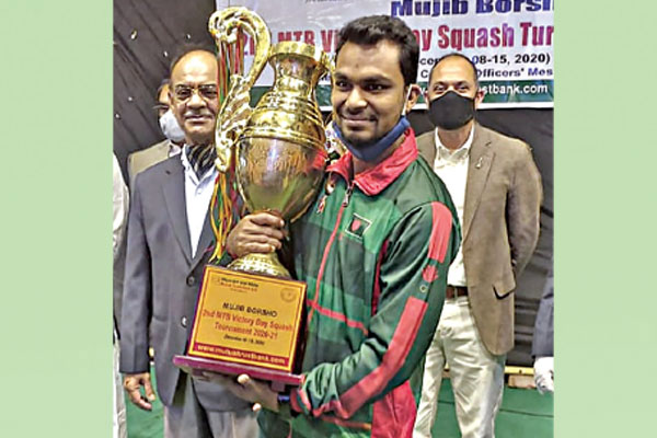 স্কোয়াশে চ্যাম্পিয়ন সুমন-মারজান
